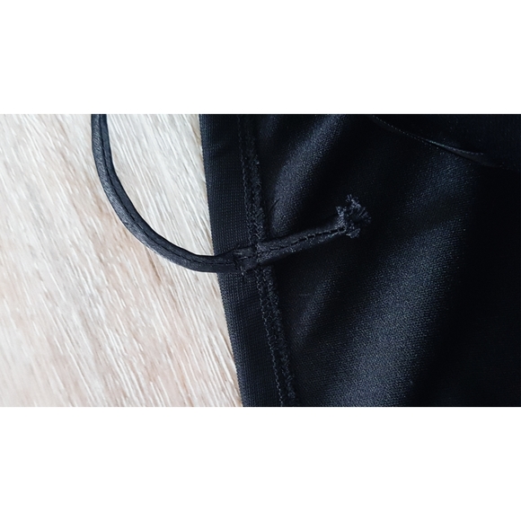 Black and Cream Formal Dress - Picture 4 of 4